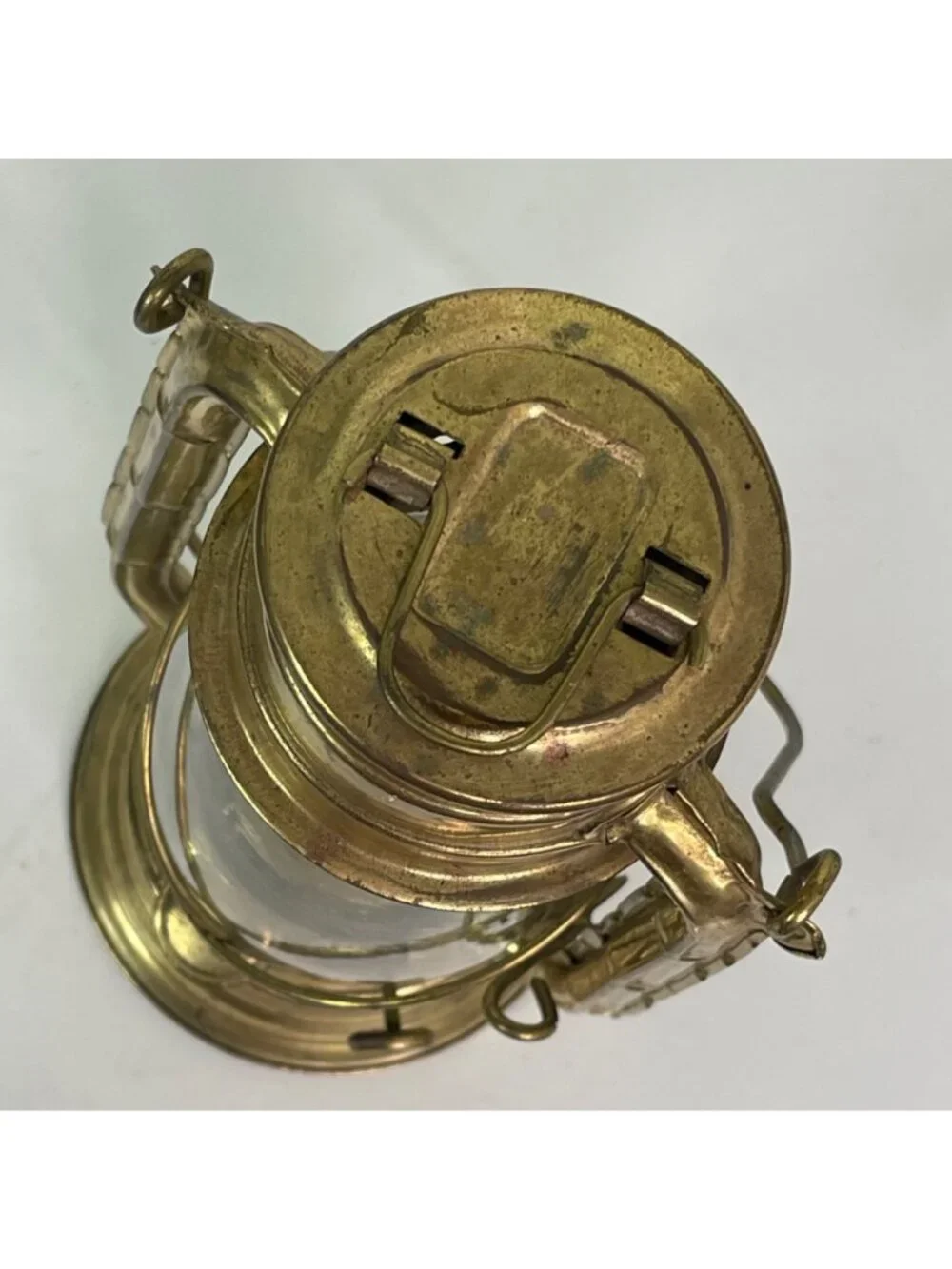 Vintage Lacquered Brass Hurricane Lantern Made in India Clean Glass Globe 12.5